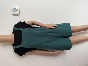 Combi short vert taille 38, 100 % coton T-shirt noir non fourni