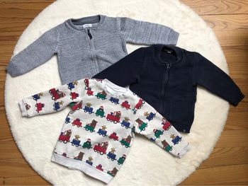 Lot 3 gilets sweat 18 mois