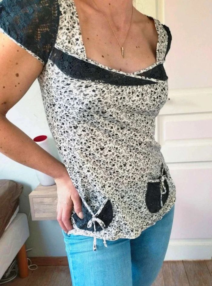 T-shirt fleuri dentelle Promod T34 Excellent état