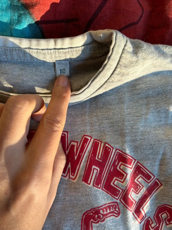 Tee shirt manches longues moto flaming wheels 5 ans - photo numéro 3