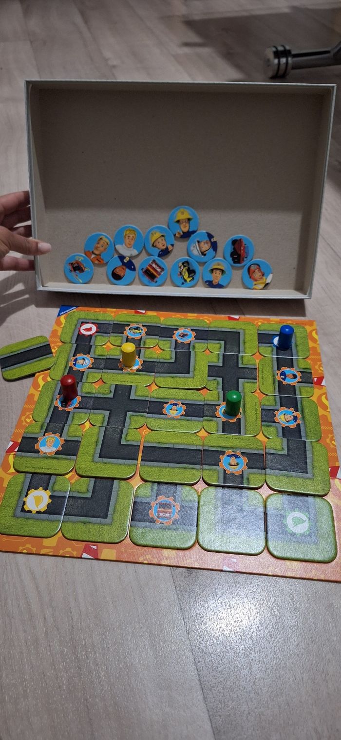 🧩 Jeu de société Junior Labyrinthe – Sam le Pompier (Ravensburger) – 4 ans+ - photo numéro 5