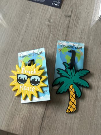 Lot 2 étiquettes à bagages