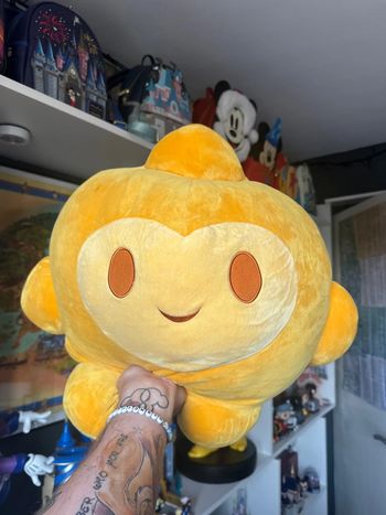 Grande peluche Disneyland Paris star