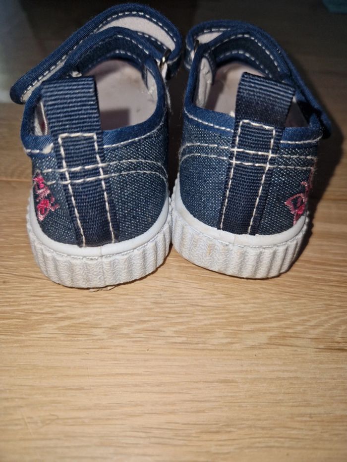 Chaussure fille taille 23 - photo numéro 3