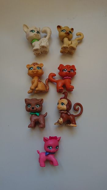 Lot de 7 figurines animaux de compagnies