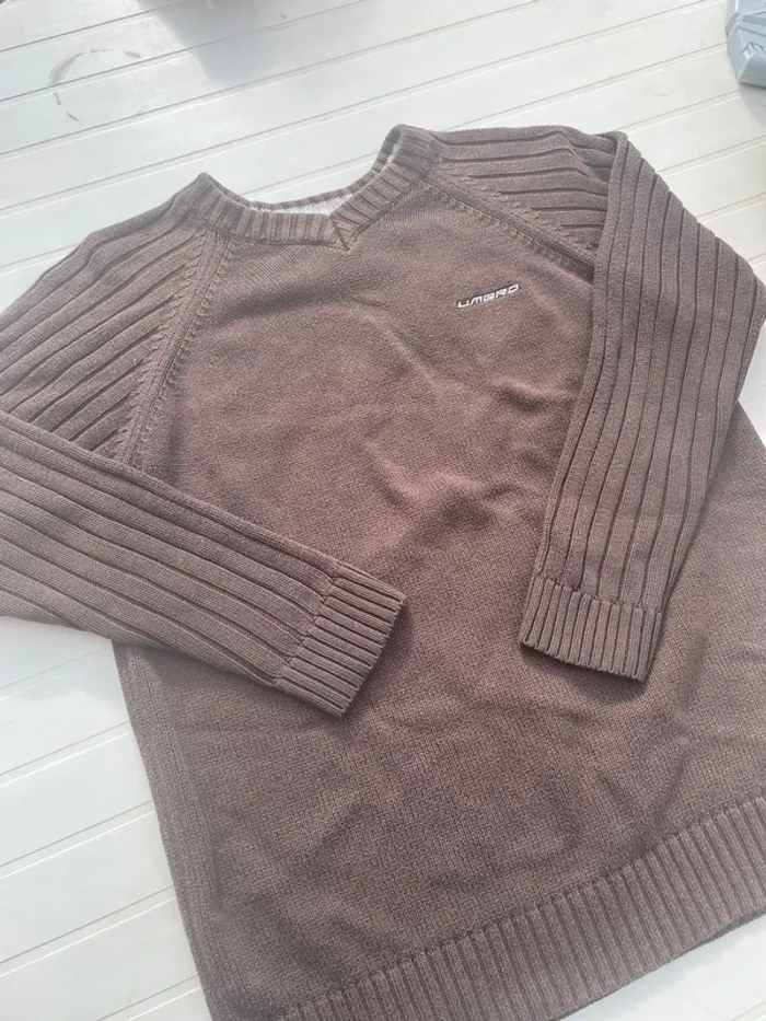 Pull en maille Umbro – Marron – Enfant 10/11 ans 🧶