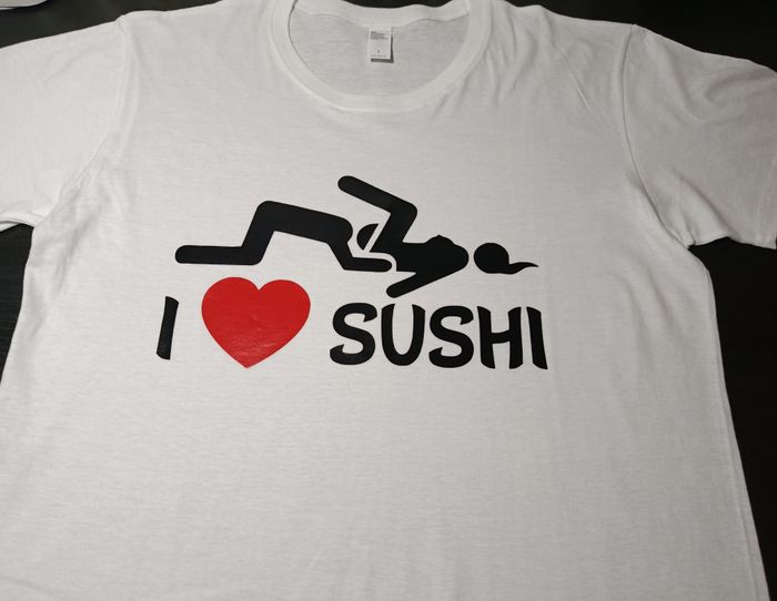 T-shirt I love sushi - photo numéro 4