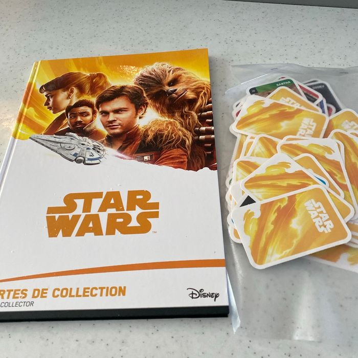 Livre star wars avec 54 cartes