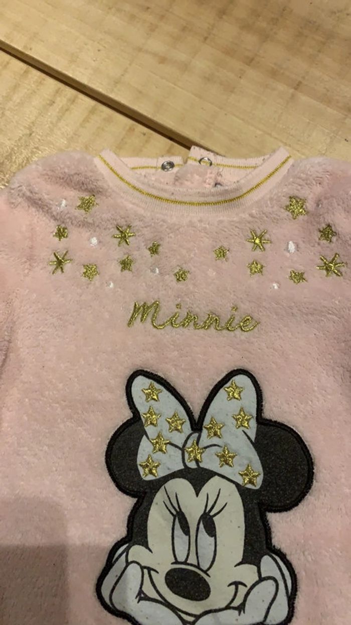 Pull rose disney 12 mois en très bon état - photo numéro 2