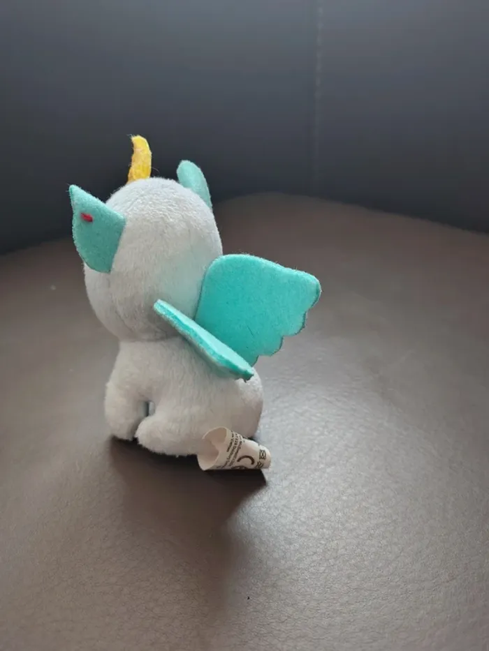 Mini peluche créature  Ty offert par Mcdonald's lors de l'achat d'un happy meal en 2020 - photo numéro 3