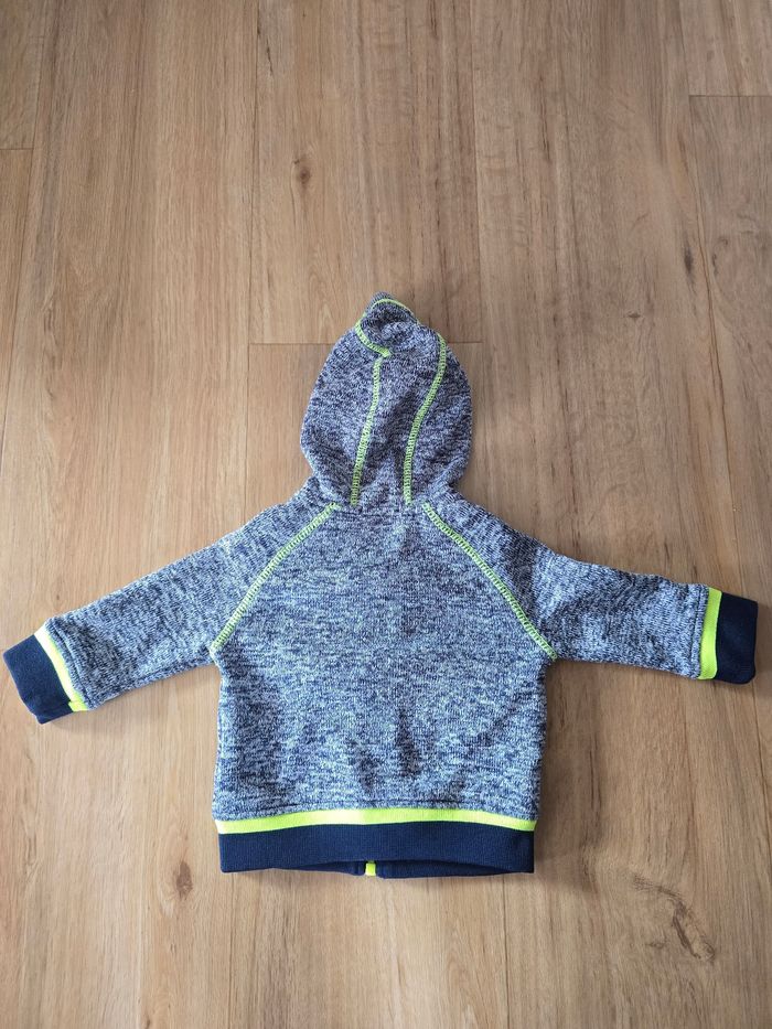 Gilet/ pull - photo numéro 3