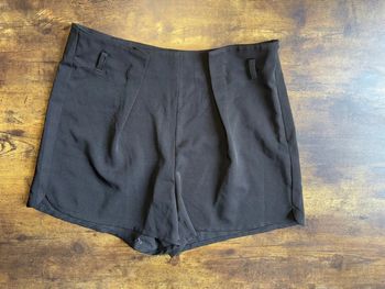 Short noir T38