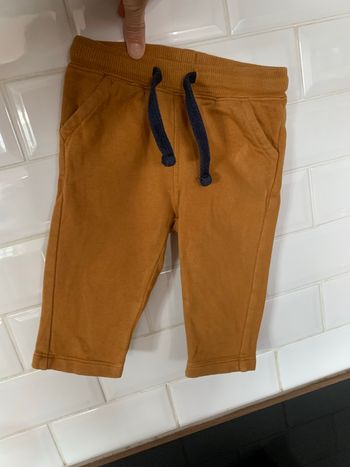 Pantalon 6 mois.