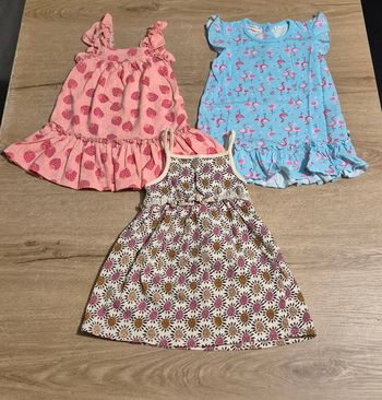Lot robes 18 mois