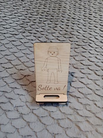 Porte téléphone personnalisé