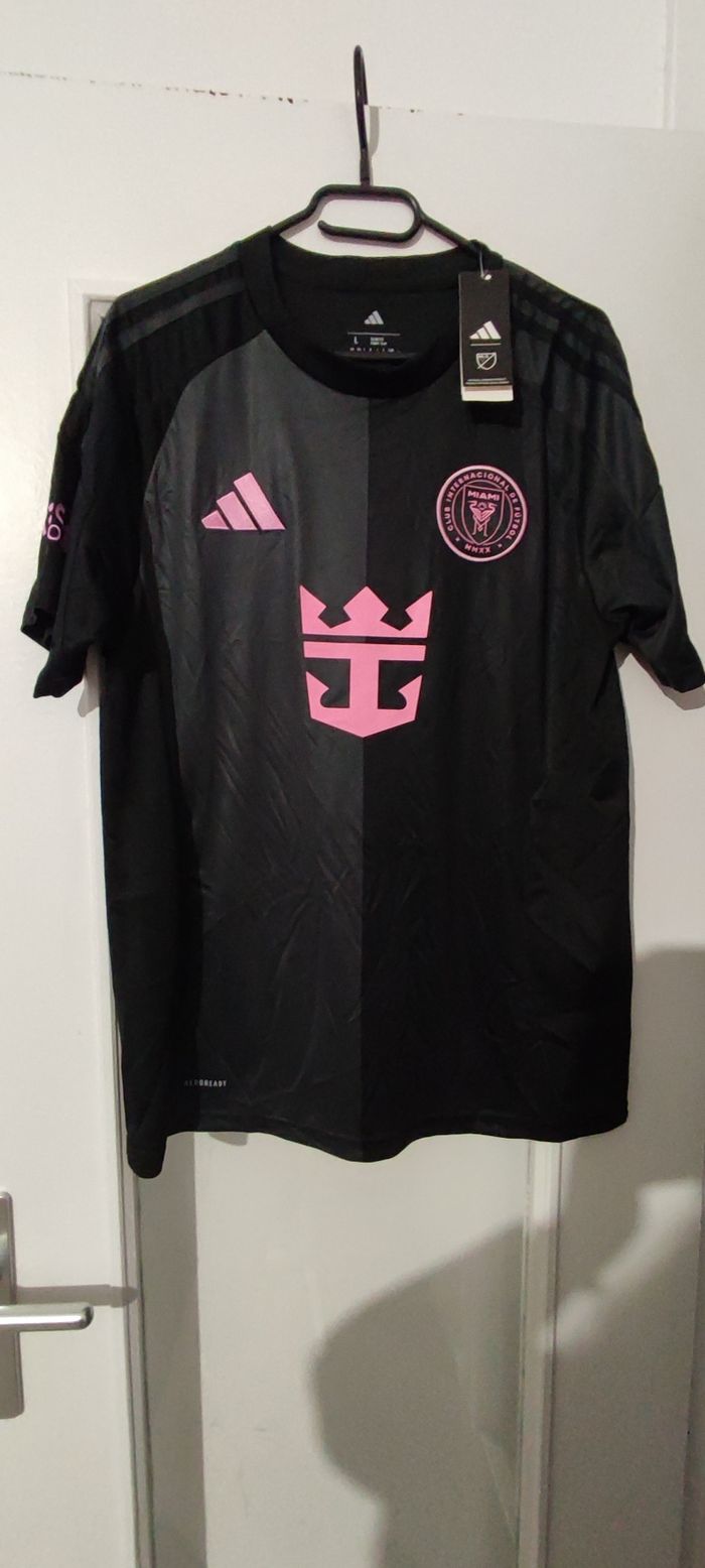 Maillot de foot homme replica Adidas