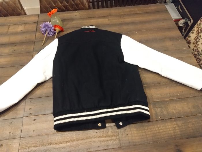 Blouson Teddy Smith noir et manches blanches – Garçon 12 ans – Très bon état - photo numéro 6