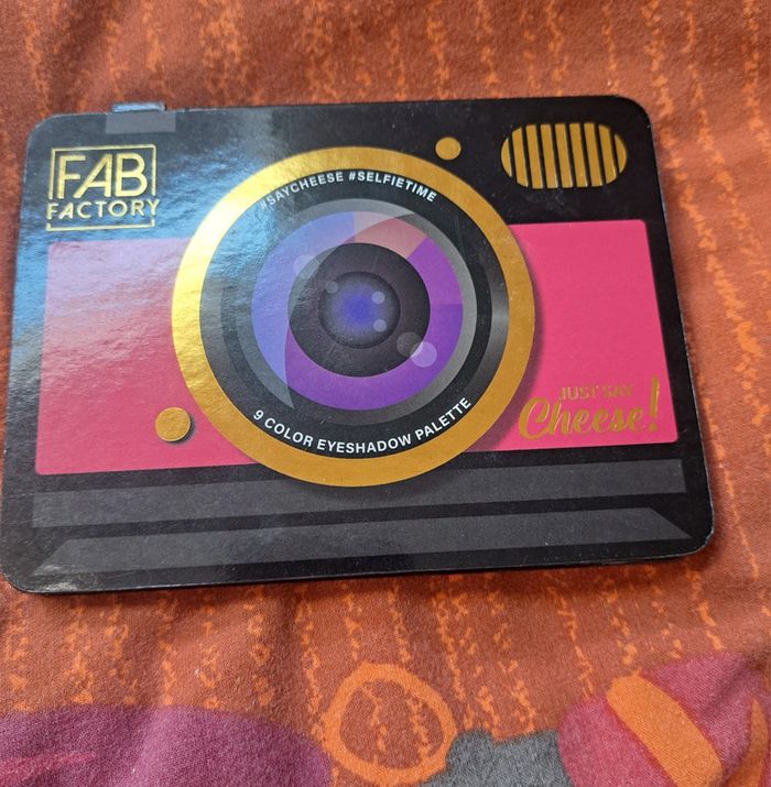 Palettes maquillage neuf - photo numéro 3