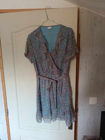 Magnifique robe d'été jacqueline de yong comme neuve