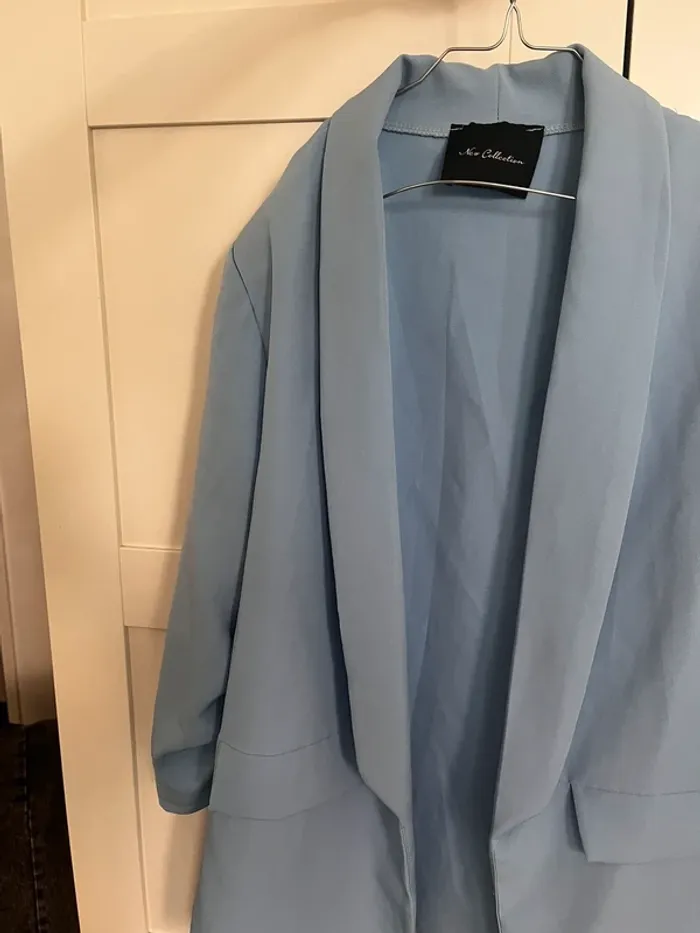 Ensemble bleu clair short et veste - photo numéro 7