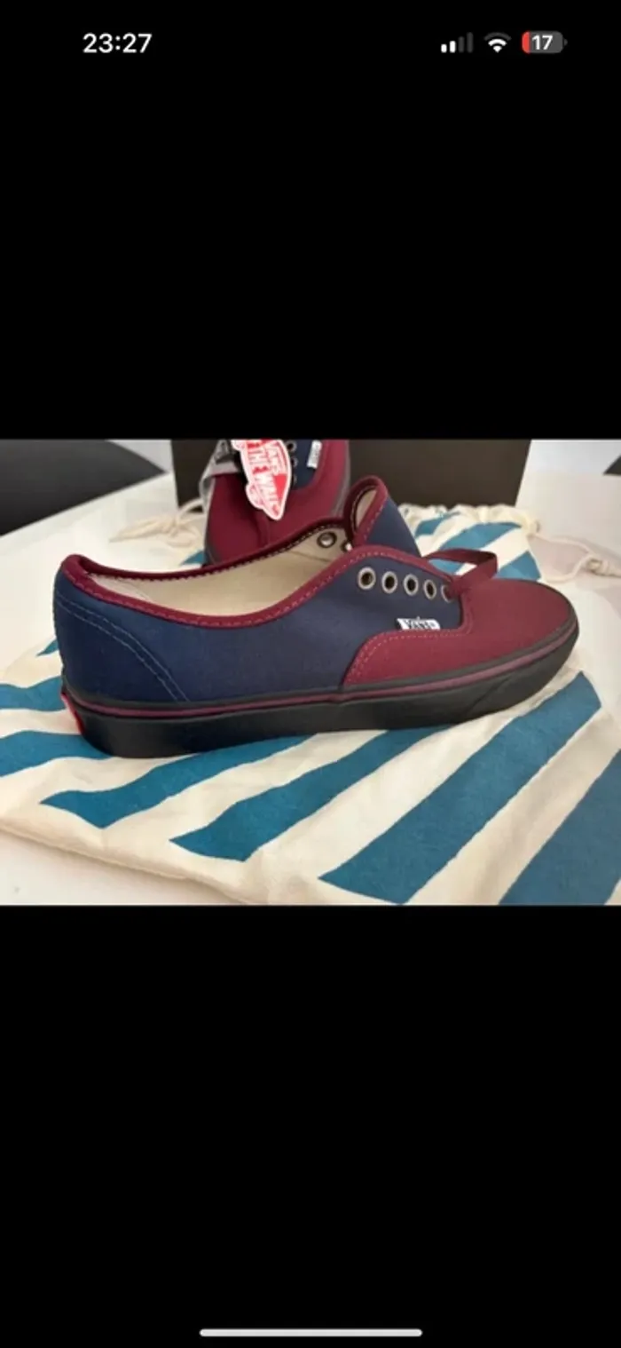 Vans Authentic Femme Taille 38 - Neuf avec Boîte et Sac - Bordeaux/Bleu Marine - photo numéro 10