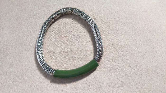 Lot de 2 bracelets rigides verts & argentés – Collection Émeraude Urbaine - photo numéro 10