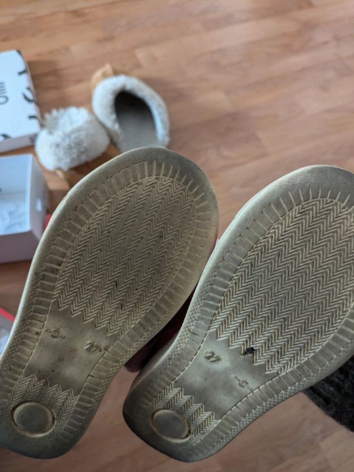 Lot de baskets en cuir a scratch - photo numéro 5