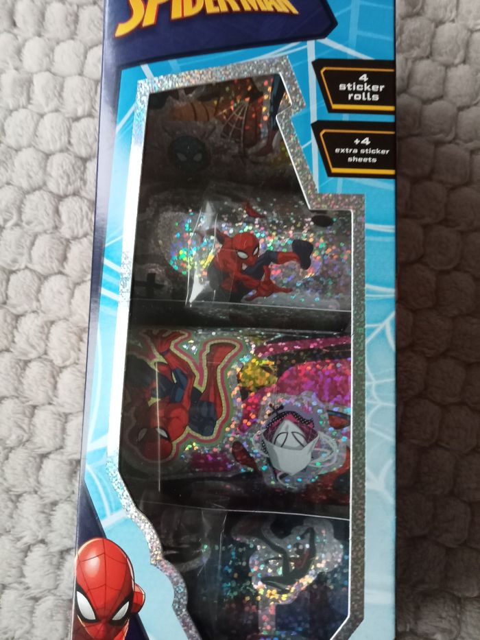 Boite de 4 rouleaux de stickers spiderman - photo numéro 2