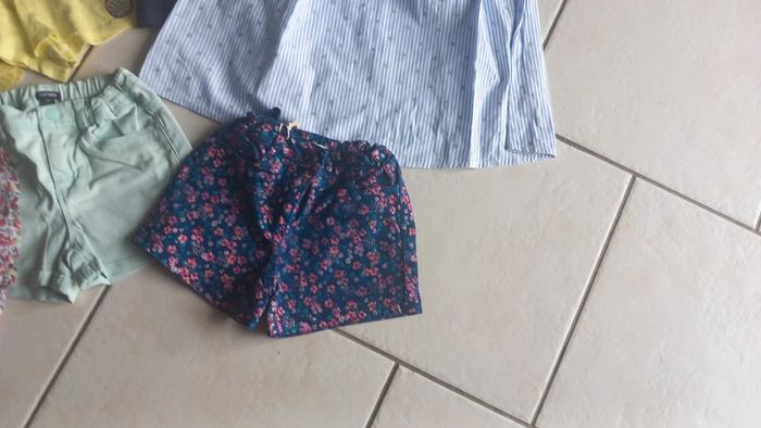 Lot de 7 vêtements fille été 6 ans tbe - photo numéro 3