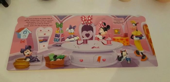 Livre disney Minnie, si jolie en rose! - photo numéro 4