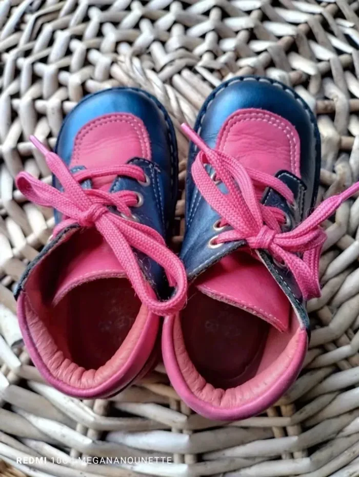 🖤 Clarks Montantes Intégral Cuir – Pointure 23 – Peu Portées – Très Bon État - photo numéro 7