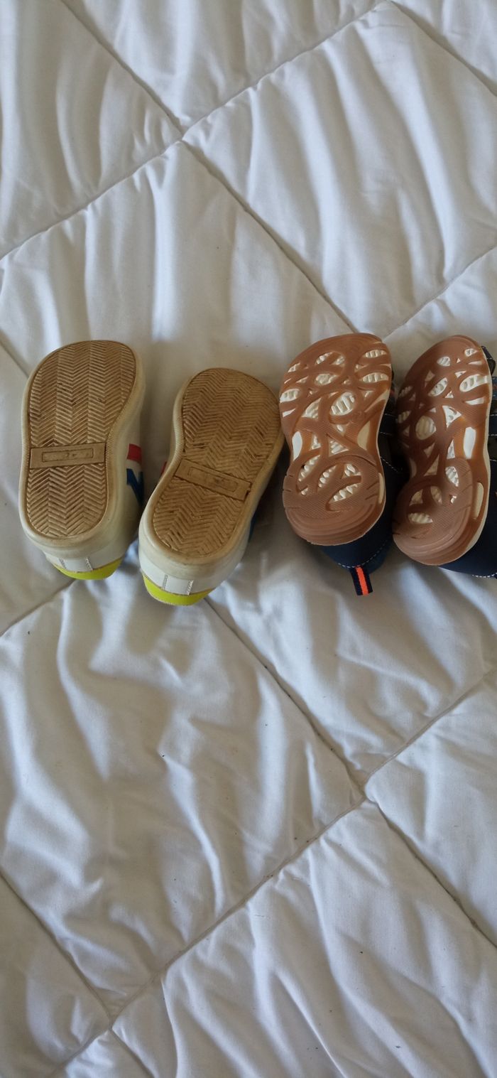 Chaussures taille 22 - photo numéro 2