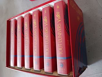 coffret 6 cassettes sciences VHS Tout l'univers