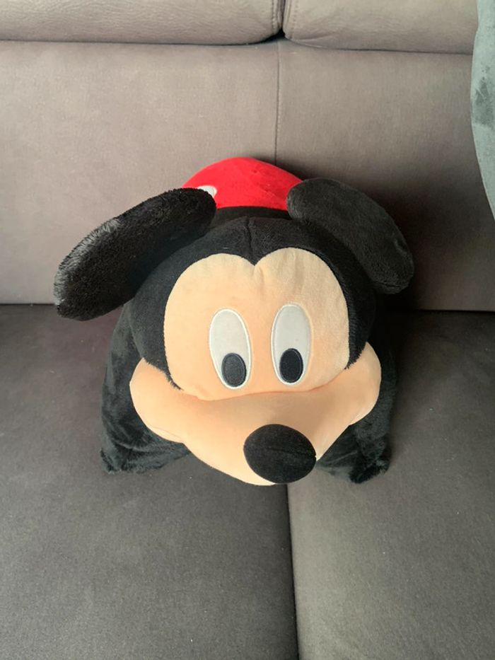 Peluche Mickey coussin Disneyland