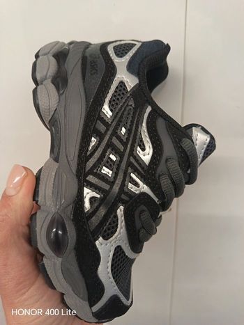 Baskets mixtes neuves T.32