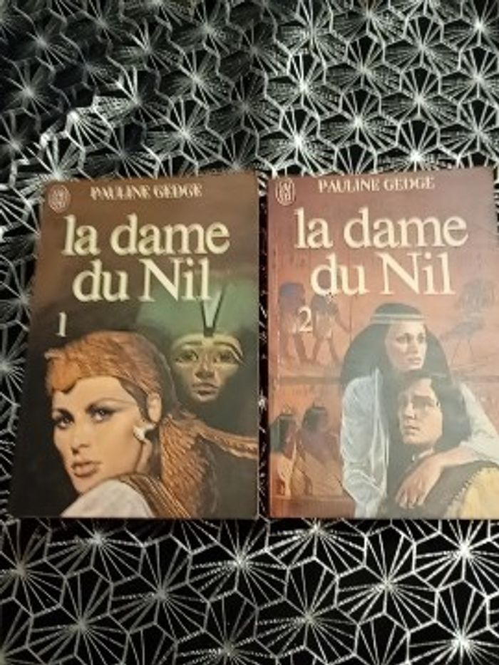 Lot de 2 livres La dame du nil 1 et 2