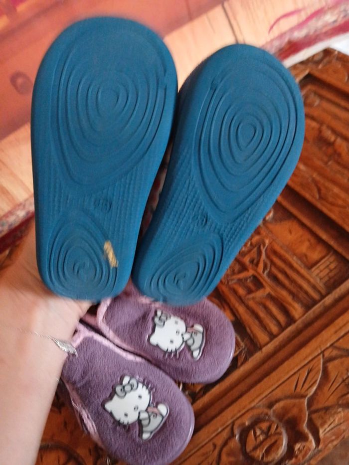 Lot chaussons 22 23 - photo numéro 4