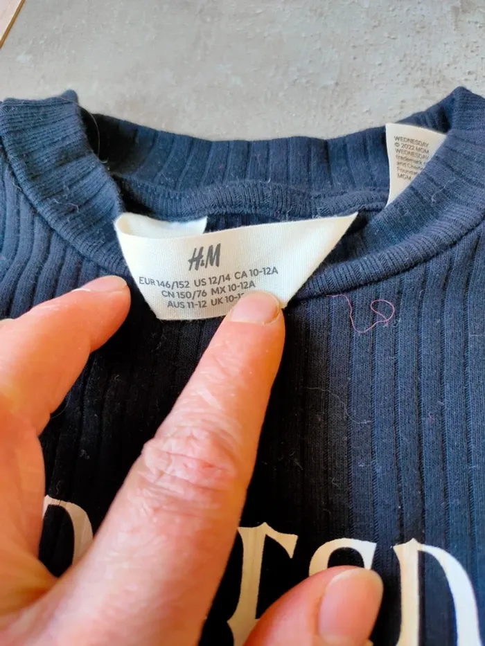 Tee-shirt H&M Mercredi 10-12 ans - photo numéro 3