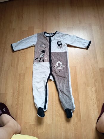 Pyjama une pièce espace 24 mois