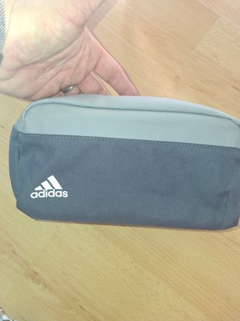Trousse de toilette adidas