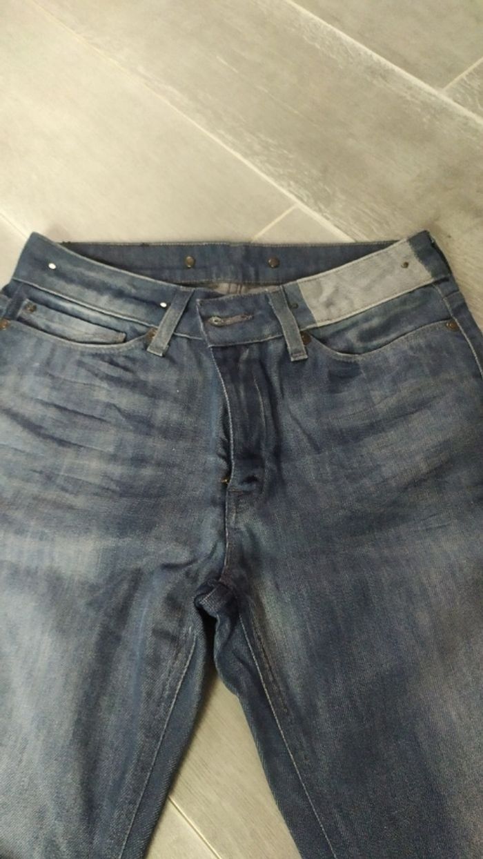 Jean Levi's en 29/32 - photo numéro 2