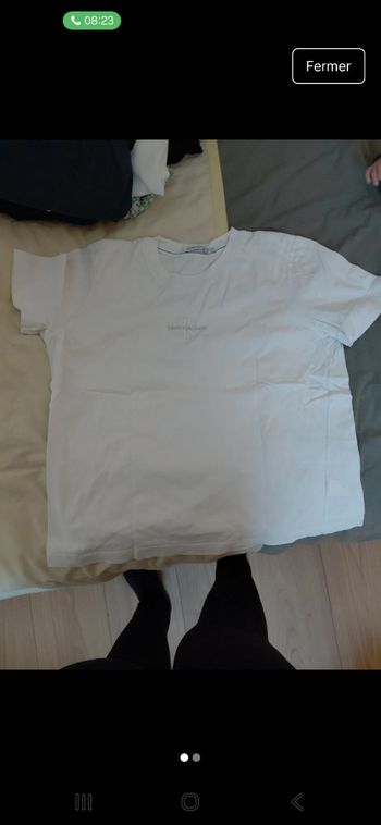 Tee shirt