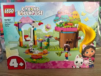 Leggo Gabby’s Dollhouse.
