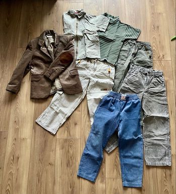 Lot 7 vêtements  garçon 8 ans 
