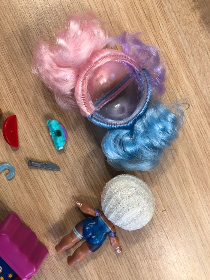 Figurine poupée LOL Surprise OMG jouet et accessoires - photo numéro 2