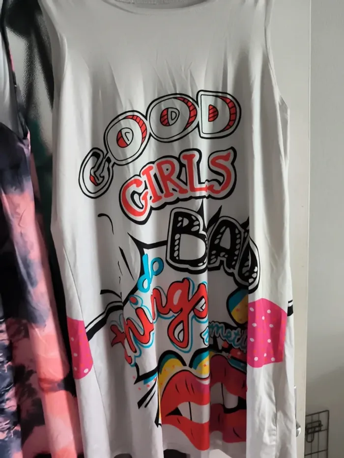 T-shirt long 42/44 che - photo numéro 4