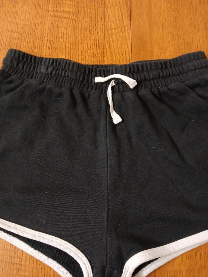 Short noir coton kiabi Xs - photo numéro 2