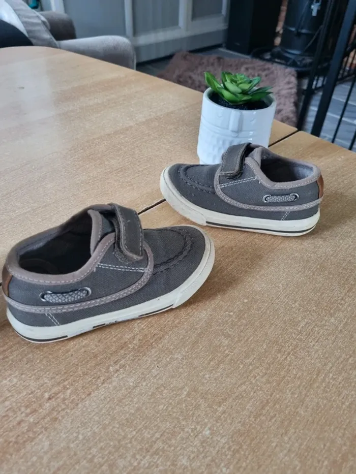 Chaussure bébé 🚼 garçon 22