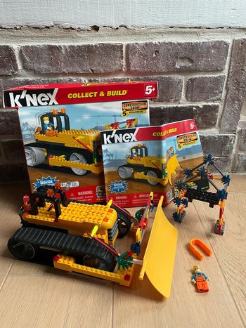 Set K’nex 13524 - Bulldozer avec moteur