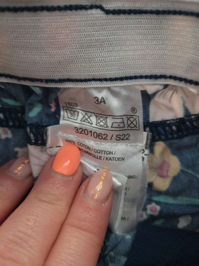 Jupe été fille bleu motifs fleuris T3ans 100% coton TBE - photo numéro 2
